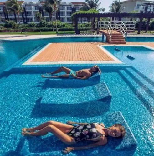 Oceanfront Walkout Pool Mareazul La Casa Bonita