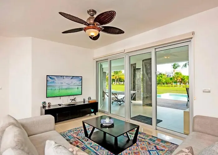 Oceanfront Walkout Pool Mareazul La Casa Bonita Apartment