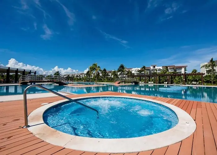 Oceanfront Walkout Pool Mareazul La Casa Bonita Apartment
